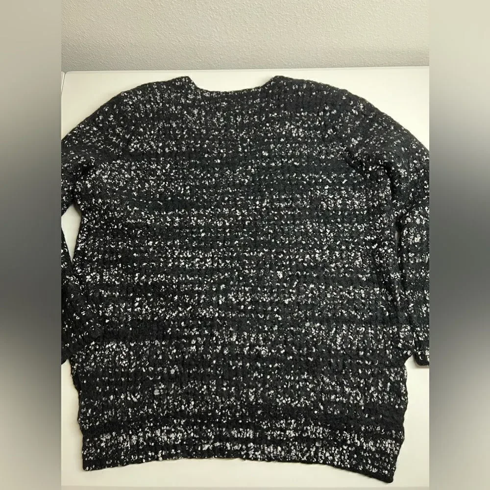 Calvin Klein Sweaters | CK V Neck Warm Sweater knit size M Black White